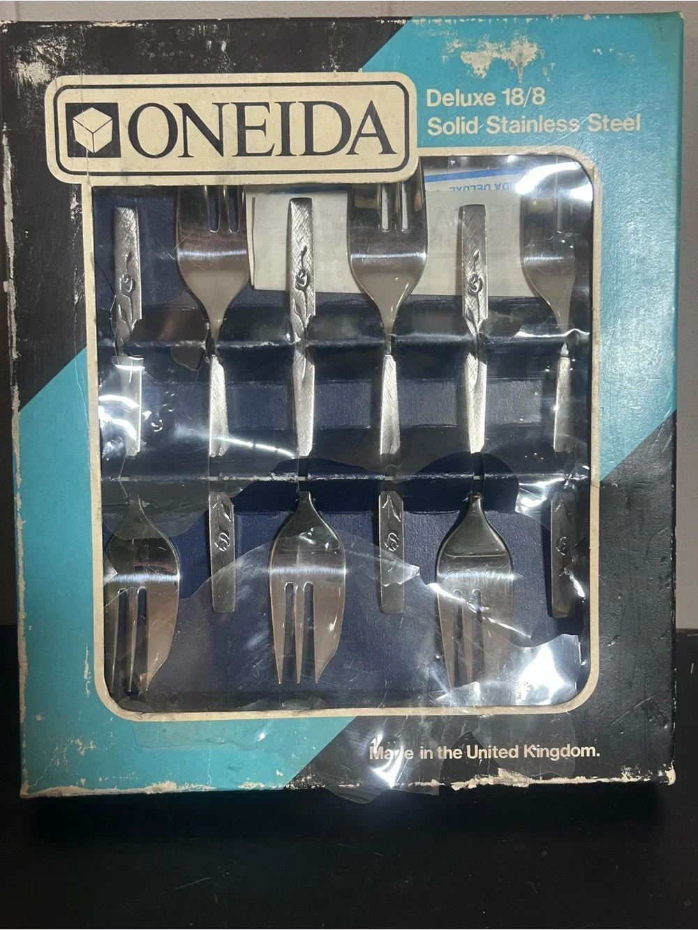 Oneida Deluxe 18/8 Stainless Steel Dessert Cake Fork Set of 6 Rose Pattern Boxed